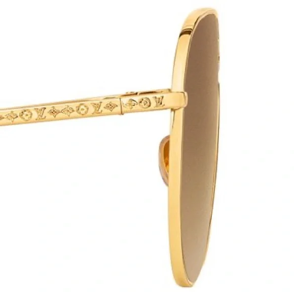 Louis Vuitton Gold Aviator Sunglasses - Picture 2 of 8